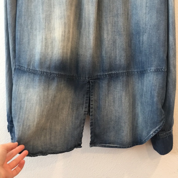 Cloth & Stone Split-Back Chambray Buttondown - Picture 6 of 8